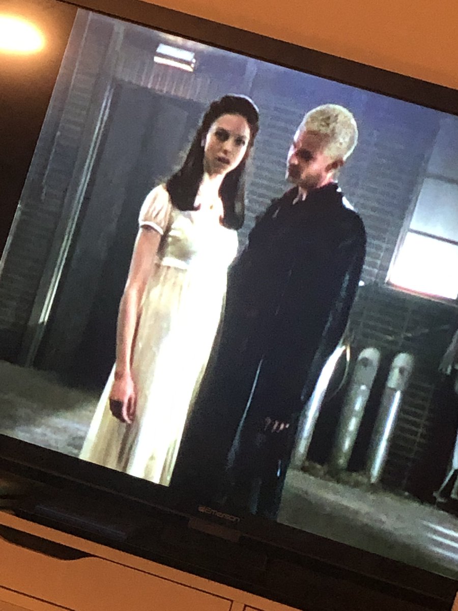 Spike and another Empire-waisted gown?!?! I really did sleep on this show damn