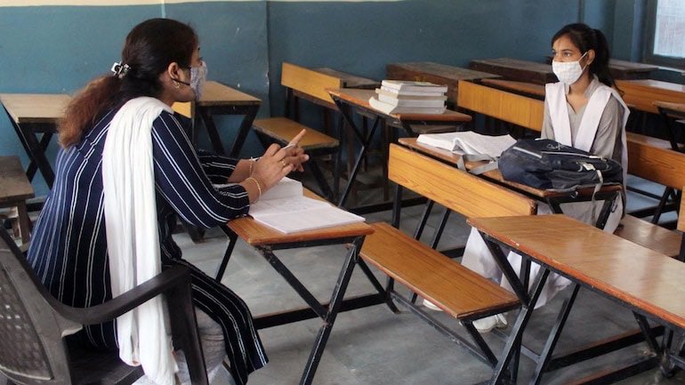 Raj Chengappa (@rajchengappa) on Twitter photo Why schools should mind students’ minds: The pandemic has wreaked havoc on students’ mental health. Here’s what schools need to focus on: India Today Insight by <a href="/anand_shelly/">Shelly Anand</a> indiatoday.in/india-today-in… via @indiatoday Why schools should mind students’ minds: The pandemic has wreaked havoc on students’ mental health. Here’s what schools need to focus on: India Today Insight by <a href="/anand_shelly/">Shelly Anand</a> indiatoday.in/india-today-in… via @indiatoday