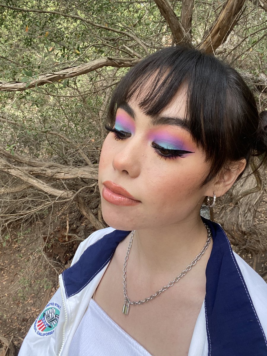 jazlmaoMUA's tweet photo. IG: jazlmao 🌈 https://t.co/0ZRxcvR8wX
