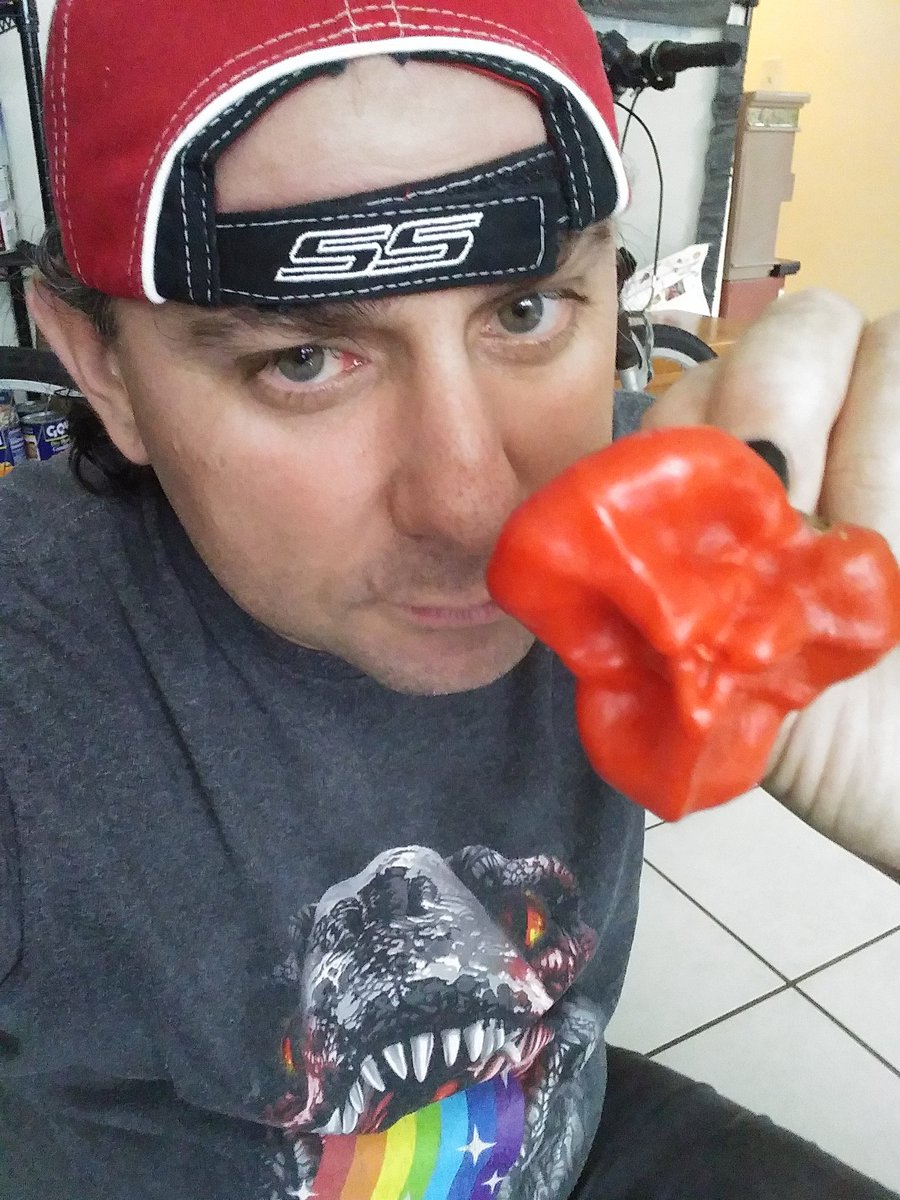 ForPeppers's tweet image. Got a mail call today from Bear at #FEELTHERUSH 
I will be reviewing these very soon so stay tuned to Peppers For Christ and thanks everyone for the continued support and Godbless!!! -Kiki
#PEPPERSFORCHRIST
#PODREVIEW