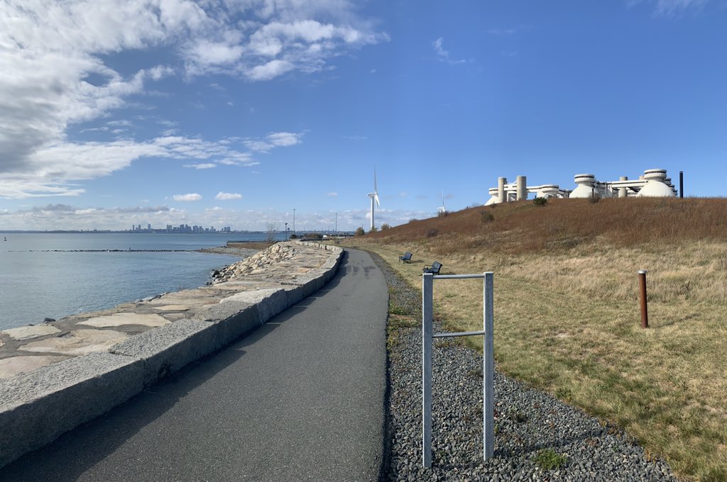 Today’s  @BUMPatBU  #MURBEX class took a trip over to Deer Island to learn about how Boston Harbor went from the “filthiest harbor in America” to one of the cleanest in roughly a decade.