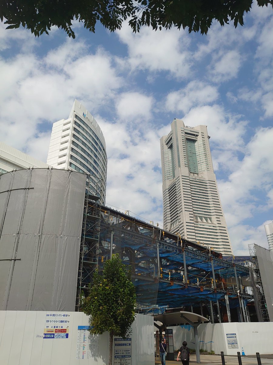 タカピカ 桜木町駅前に来ました 今日はみなとみらいで人間ドック受診です あと桜木町駅前広場のピカチュウのマンホールも先月末で終了との話でしたが健在で何よりです ポケモンgoの桜木町駅ジムもピカチュウいます ポケモン ポケふた タカピカ 桜木町駅前に来ました 今日はみなとみらいで人間ドック受診です あと桜木町駅前広場のピカチュウのマンホールも先月末で終了との話でしたが健在で何よりです ポケモンgoの桜木町駅ジムもピカチュウいます ポケモン ポケふた