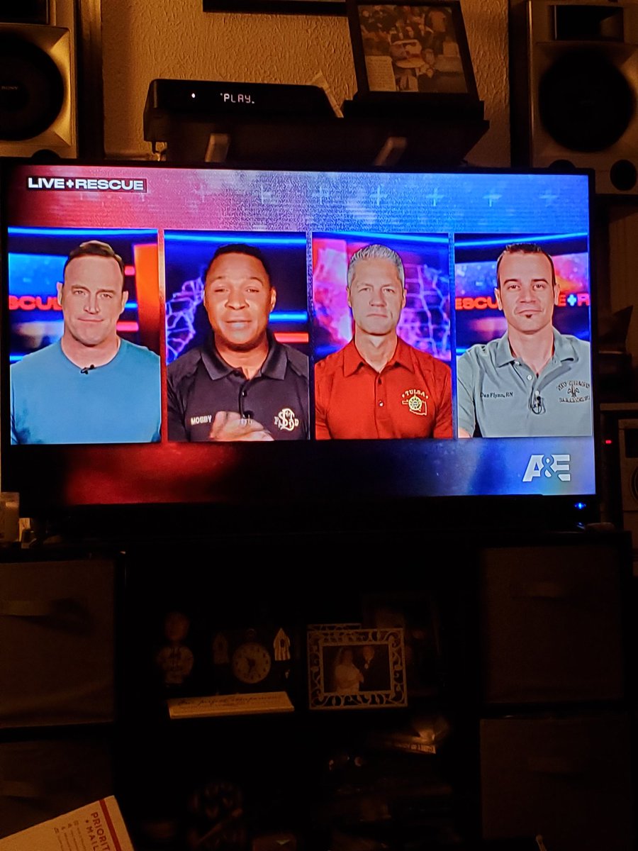 aco2336's tweet photo. @Sean_C_Larkin So good to see you back on my T.v miss you brother!! I hope you are staying safe!! 💙 https://t.co/Xz5PvUjgb6
