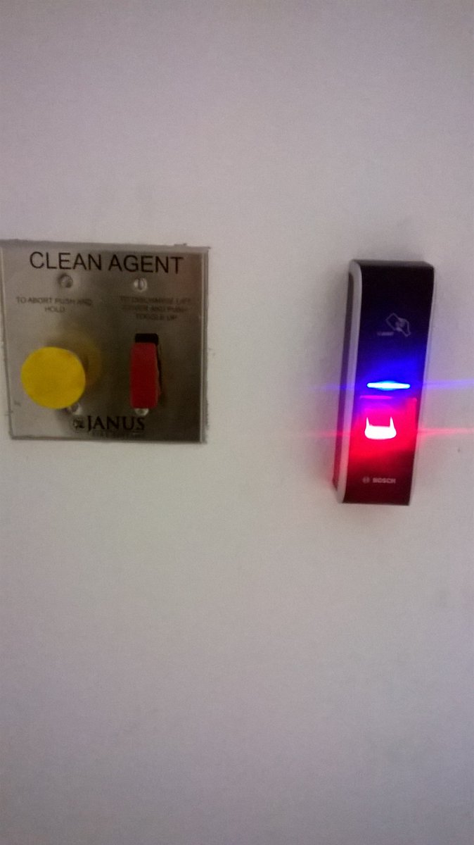 identIntel's tweet image. Controles de acceso y asistencia