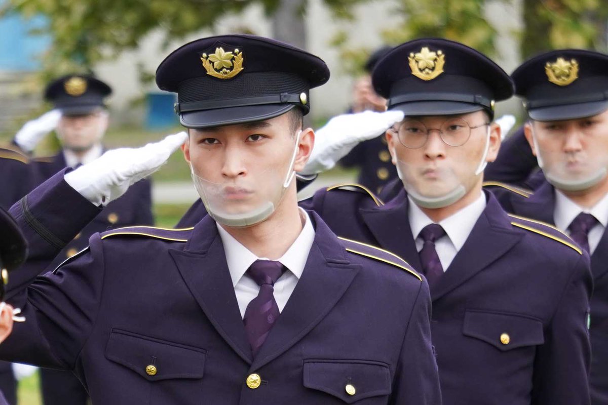 陸上自衛隊北部方面隊 お知らせ 北部方面隊 は 真駒内駐屯地 札幌市 において 一般陸曹候補生及び自衛官候補生の入隊式を行いました 9月末に着隊した隊員達は 約3か月間の教育で陸上自衛官としての基礎を学んだ後 方面管内のそれぞれの部隊に 陸上自衛隊北部方面隊 お知らせ 北部方面隊 は 真駒内駐屯地 札幌市 において 一般陸曹候補生及び自衛官候補生の入隊式を行いました 9月末に着隊した隊員達は 約3か月間の教育で陸上自衛官としての基礎を学んだ後 方面管内のそれぞれの部隊に