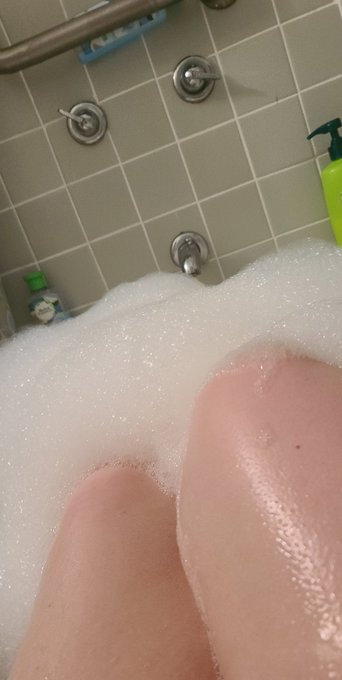 Just relaxing in the tub enjoying some me time posted a couple bath tub foot shots on the onlyfans that<a href="/tag/bathtime"class="tags"><span>#bathtime</span></a><a href="/tag/feet"class="tags"><span>#feet</span></a><a href="/tag/bbw"class="tags"><span>#bbw</span></a><a href="/tag/camgirl"class="tags"><span>#camgirl</span></a><a href="/tag/chaturbate"class="tags"><span>#chaturbate</span></a><a href="/tag/onlyfans"class="tags"><span>#onlyfans</span></a>