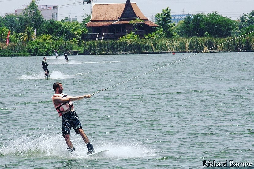 Taco lake for your adventure in #Bangkok 
.
.
.
👉 samslodge.com