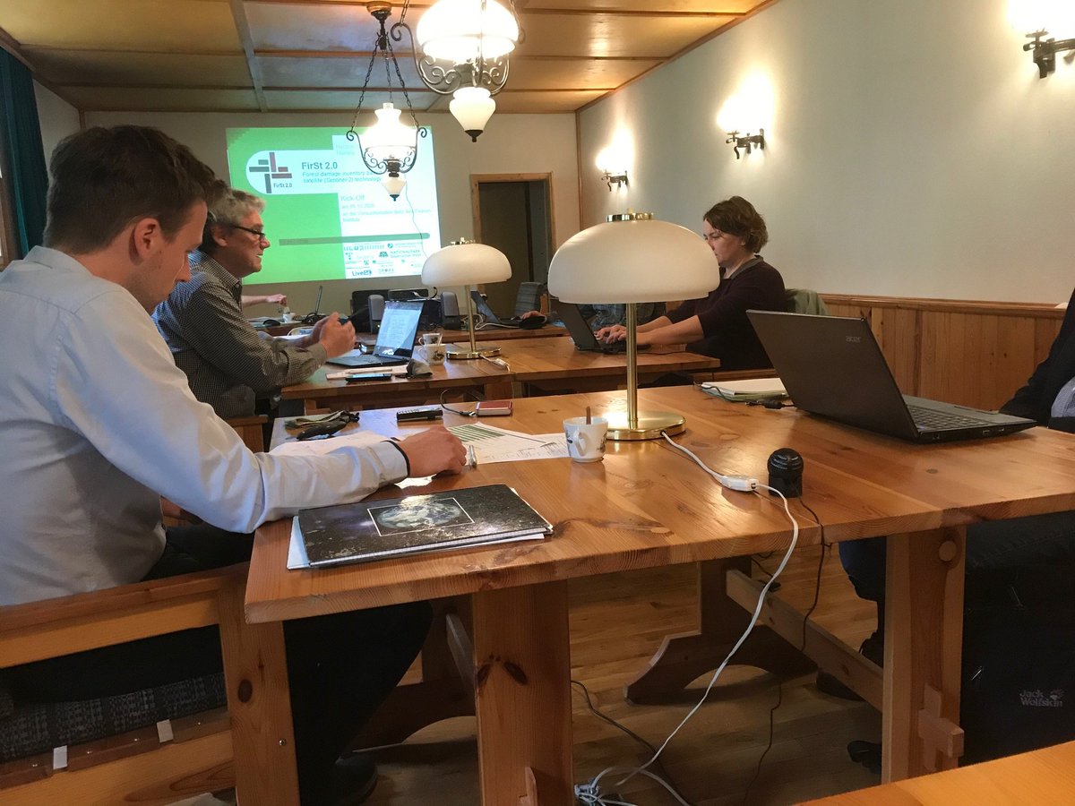 fmfoerster's tweet photo. Yesterday, we had the first day of our Kick Off meeting for #FirSt2 at the @Thuenen_aktuell in Britz. Very good to see the colleagues in person (with distance) after so many online meetings. Let's investigate forest damage togehter with remote sensing. https://t.co/oq6RtqeBig