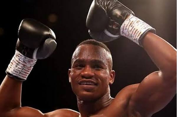  @HassanMwakinyo vs Mohammed AliFloat like a butterfly, sting like bee!