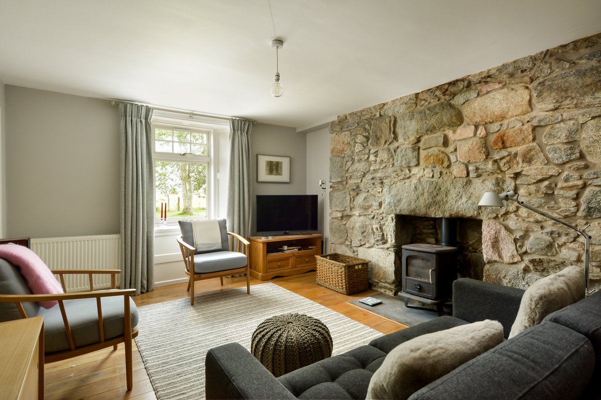 Galbraith_ABD's tweet photo. WEST MUIRTON | SAUCHEN🍂

Immaculate and charming detached cottage in a~0.68 of an acre. Presented with real style and design flair, this is one to view.

☎️ Call us on 01224860710 for info and viewing.
💻 https://t.co/eIrf0xEVY2

#InteriorDesign #CountryCottage #ViewingEssential https://t.co/liJB7PWwAk