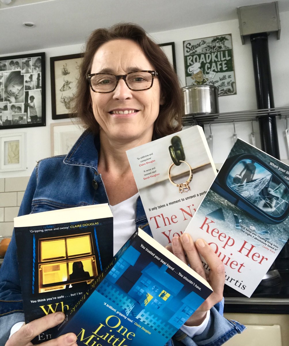 emmacurtisbooks's tweet photo. Running out of hands😅  #OneLittleMistake📘 #WhenIFindYou📘 #TheNightYouLeft  📕#KeepHerQuiet 📕 Next year I’ll have to balance number 5 on my head.😀 https://t.co/HNlZdpyC3p