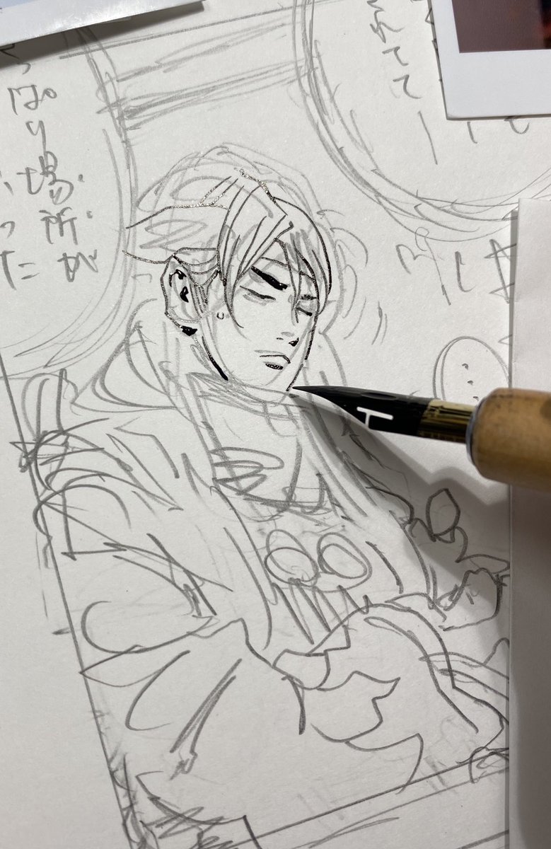 〆切前久々に追い込まれてます。
右手薬指が骨折したかというほど腫れてて痛い(・・;)知らないうちにひどい筆圧がかかっていたらしい・・
