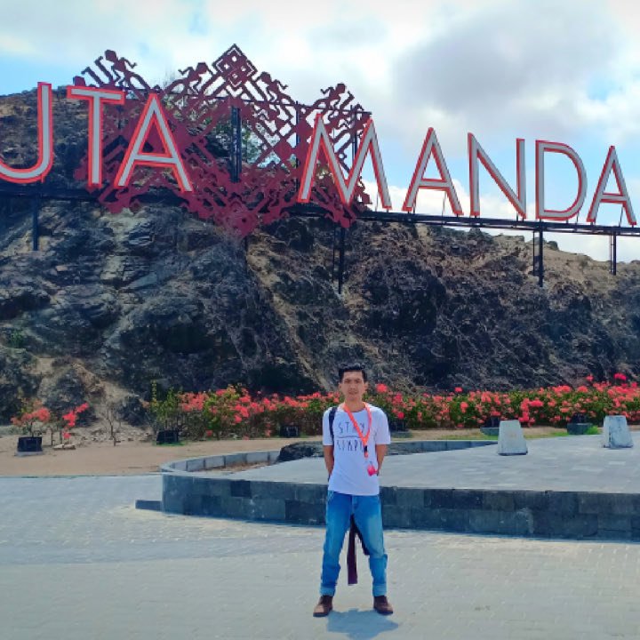 ayo pergi bersamaku on #BIGOLIVE bigo.tv/sid/2110009561…