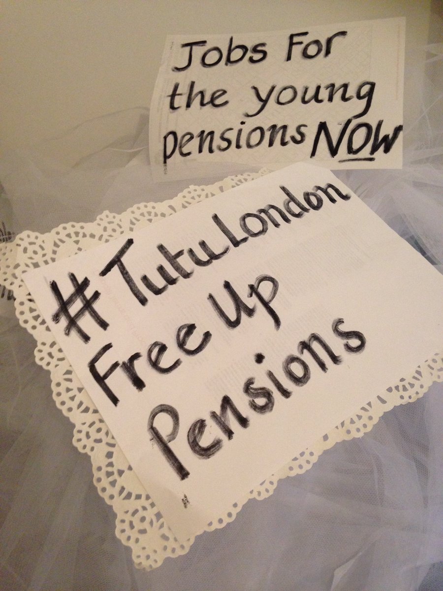 Will the parties who offered help to pension campaign this morning (you know who you are) please DM @Retrowedding68 #BATTLEBUS1950's #Jobs4TheYoung #STOP67-75 #FreeUpPensions #FreeUpJobs
👇🏼IRE #Construction
