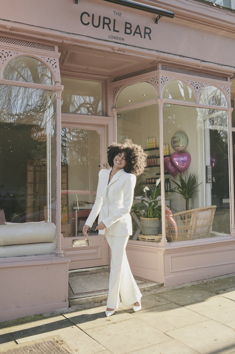 niathelight's tweet image. How it started.               How it ended.