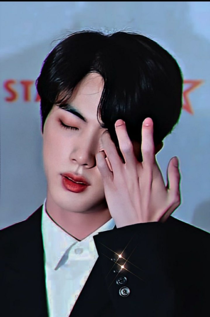 Kim Seokjin's ethereal beauty --- a gorgeous thread