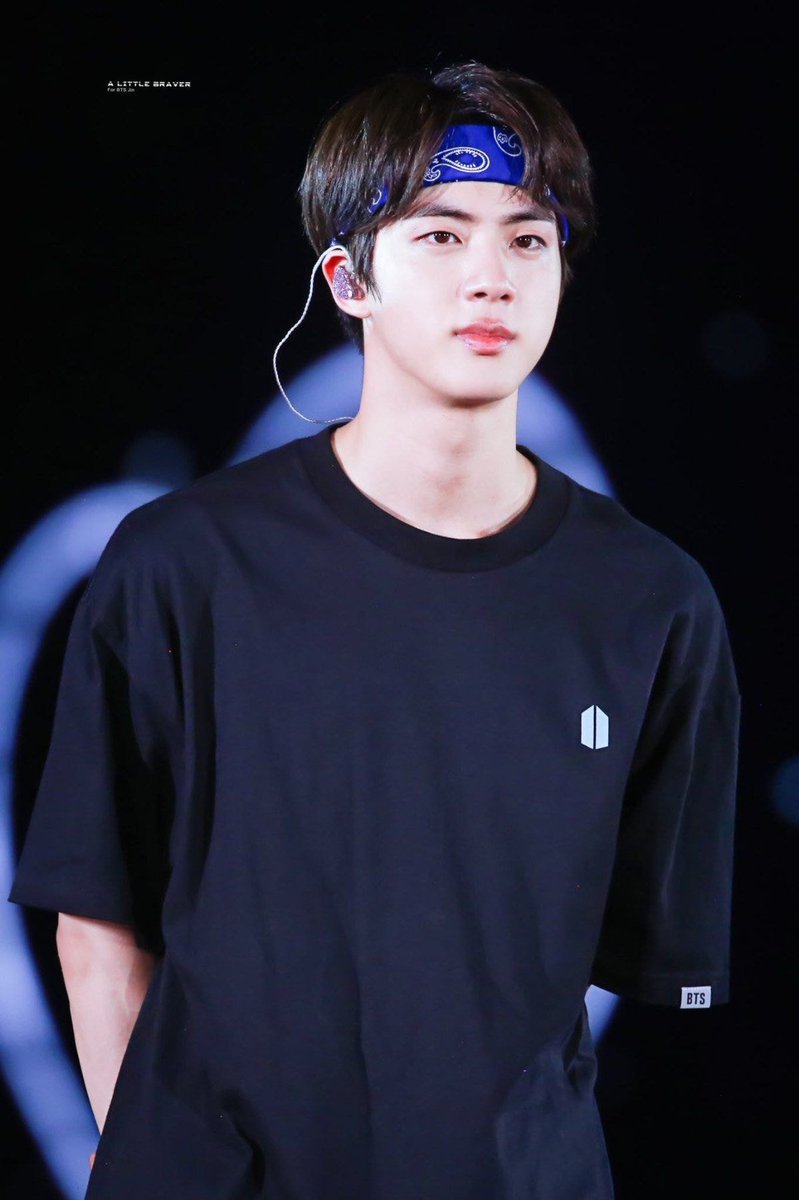 Kim Seokjin's ethereal beauty --- a gorgeous thread