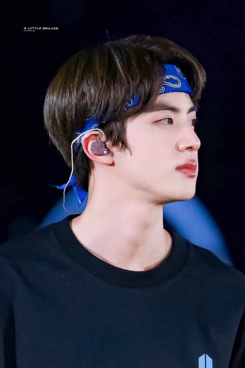 Kim Seokjin's ethereal beauty --- a gorgeous thread