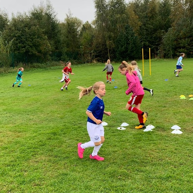 formby_cfc's tweet photo. Great to see all our new girls improving week on week, at our FA Wildcats sessions but more importantly having fun and making new friends !🧡⚽️🧡⚽️ #Wildcats #footiefun https://t.co/igPFTuX9ec