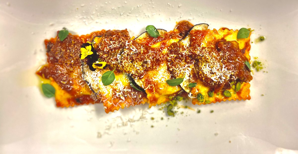 Alain_Messina's tweet photo. #essenza #raviolo #sicilia #ricottasalata #eggplant #melanzana #homemade #cucinaitaliana #restaurant #restaurantessenza #luxembourg #luxembourgville https://t.co/7o5KjgJich