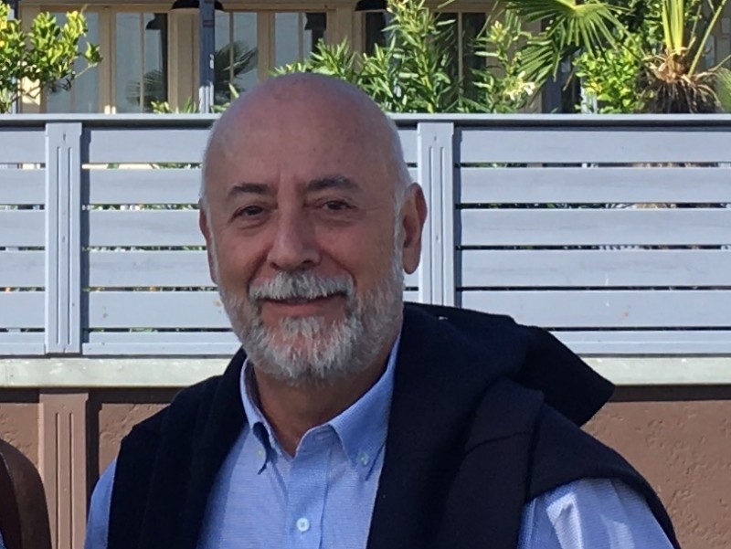 Carlos Rodrigo “Un sistema sanitario con pies de barro” - Lee más noticias a través de este link bit.ly/3legpir
<a href="/SanitatSolsUna/">SanitatSolsUna</a>
<a href="/CrodrigoCarlos/">Carlos Rodrigo</a>