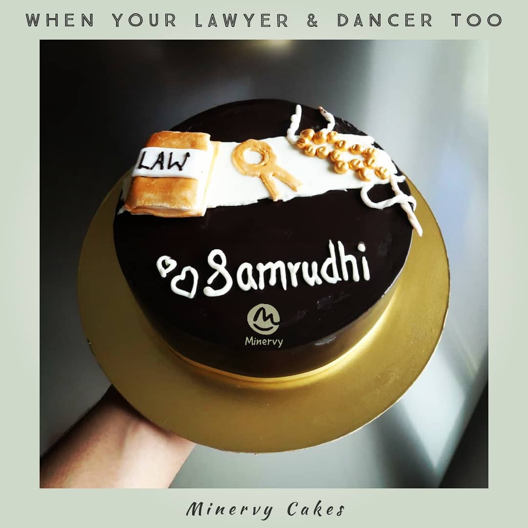 TheMinervy's tweet photo. A perfect cake for a kathak  dancer and a lawyer (to be🤩)
Chocolate Truffle carries everything so well♥️🤩
#minervy #cake #cakes #trufflecake #chocolatetruffles #homebaker #chocolate #dombivalikar #dombivlikar #dombivli #dombivlifoodie #dombivlikars #phadkeroad  #dombivlibaker https://t.co/l2mNtz8zzE