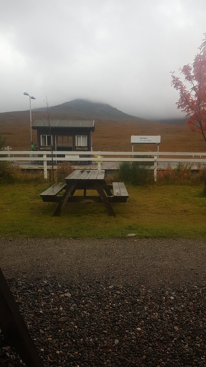 ian618's tweet photo. @Maplady67 @the_clough. Breakfast @CorrourStation https://t.co/iv8n1pITpY