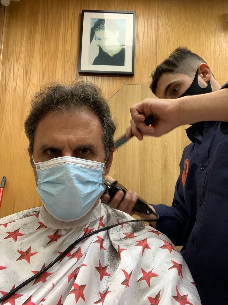 Chorus__app's tweet photo. Having my safe hair cut at Jazz barbers on Holland Park Avenue, and looking a little too intense, I dont know why. Support local. @PortobelloBC
#MyMaskSelfie, #chorusCommunity https://t.co/ORsZj25zVO