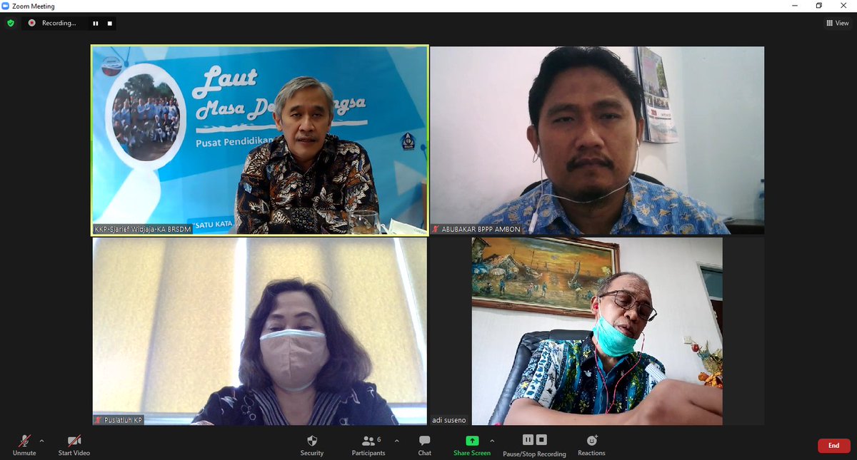 pusriskel's tweet photo. Jakarta (06/10). Setelah pembahasan #PIAMARI dilanjutkan Pembahasan perkembangan #MIAMARI lingkup @brsdm_kp . TETAP SEMANGAT
@in_radiarta @kkpgoid @Edhy_Prabowo https://t.co/vLZQb7Yf3v