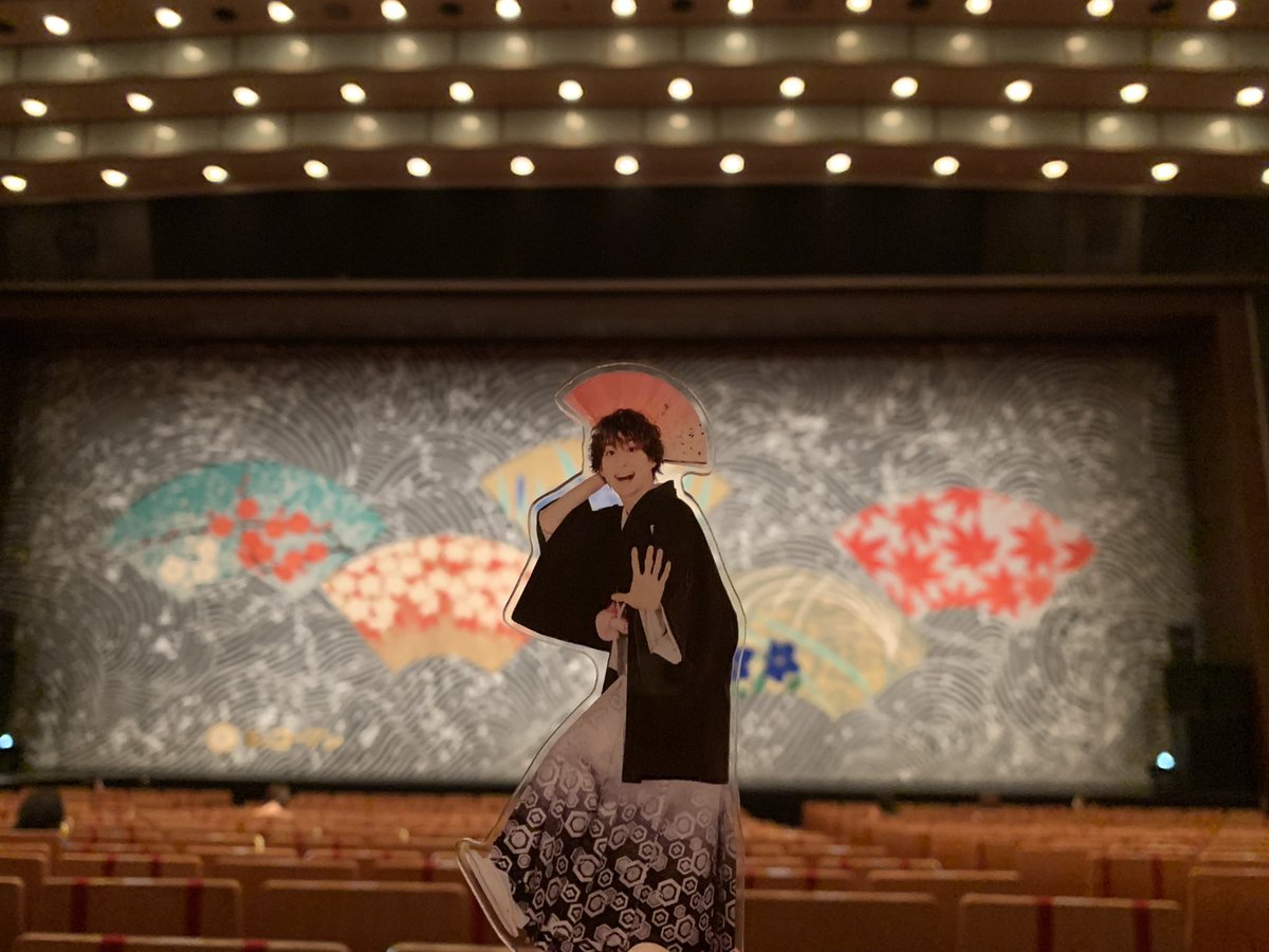 Twitter 上的 Noyumi いつもありがとう 今年も演舞場で 滝沢歌舞伎zero観られて幸せでした さっくんかっこよかった 早くまた観たいな ああ 新曲と花鳥風月かっこよかったな 滝沢歌舞伎zero Snowman T Co Hhtswgcqzu Twitter
