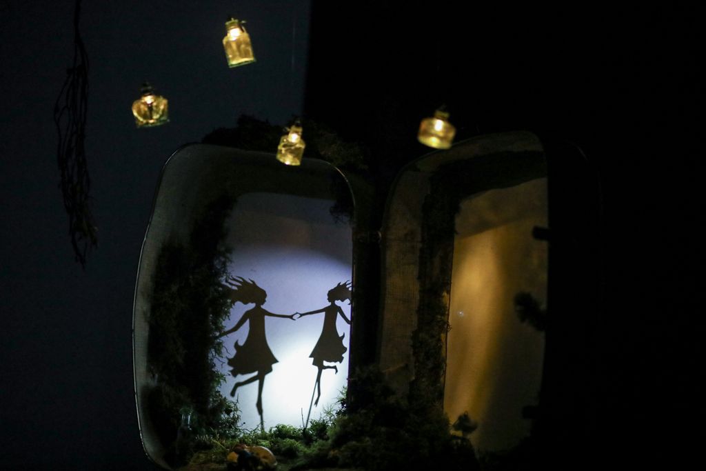 ManipulateArts's tweet photo. Be a part of something special, apply for our MANIPULATE Festival 2021 Commission Opportunity.
We invite you to create installation pieces which can be enjoyed by audiences during our winter festival.
Find out more & apply: https://t.co/hSFkGFf8n9
#puppetanimationscotland https://t.co/QugQaR5u4g