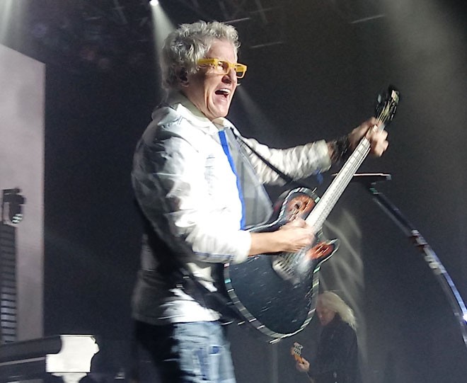 Happy birthday Kevin Cronin (REO Speedwagon) born on October 6, 1951. 
