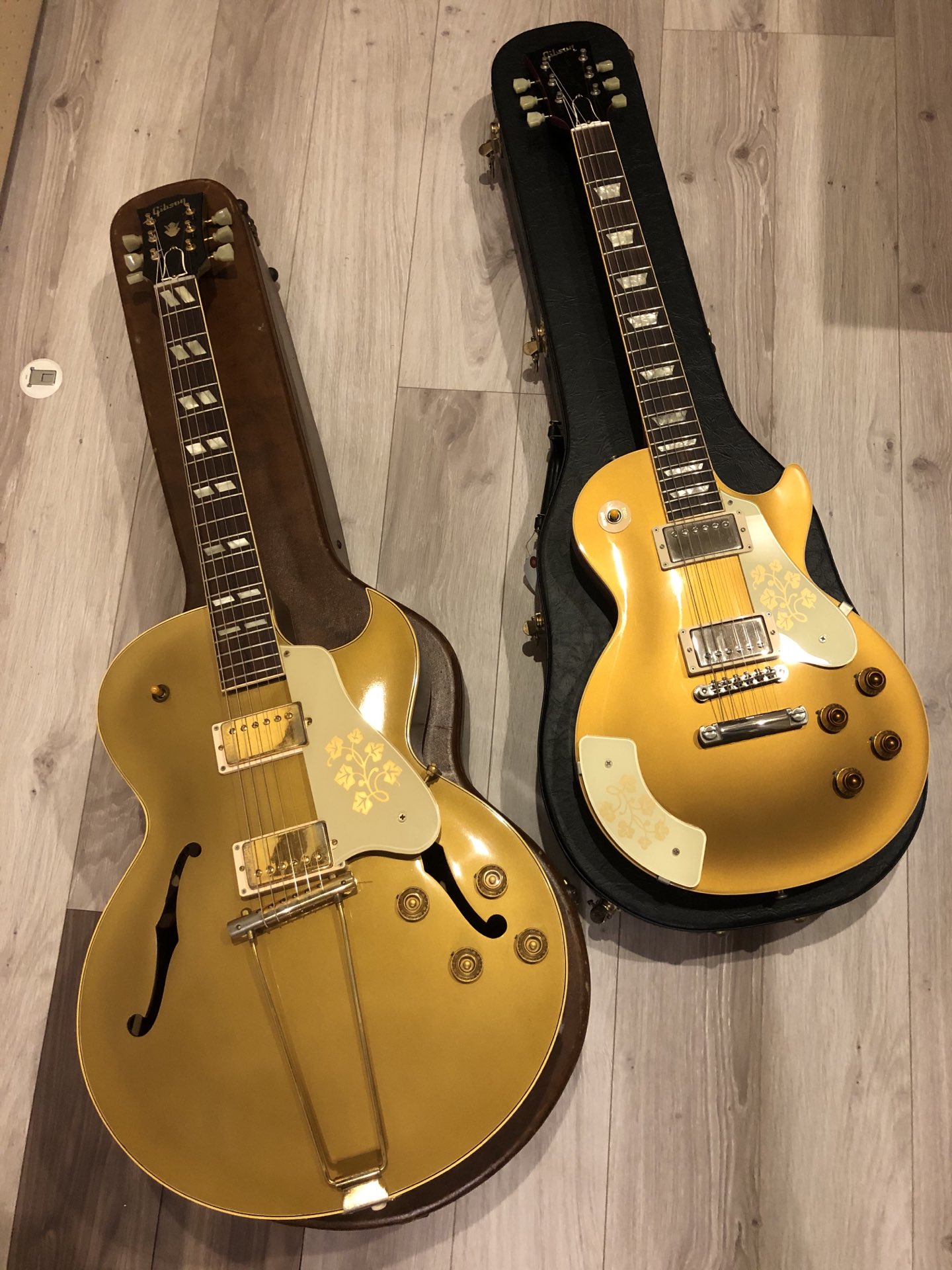 Tadasuko 1958 Es295 Original P A F 1998 1958les Paul Mary Ford このメリーフォードは大学生の頃 学生ローン 36回払い で買ったもの この花柄ガードが大好きで Gibson Lespaul Maryford T Co 5yu118uc21