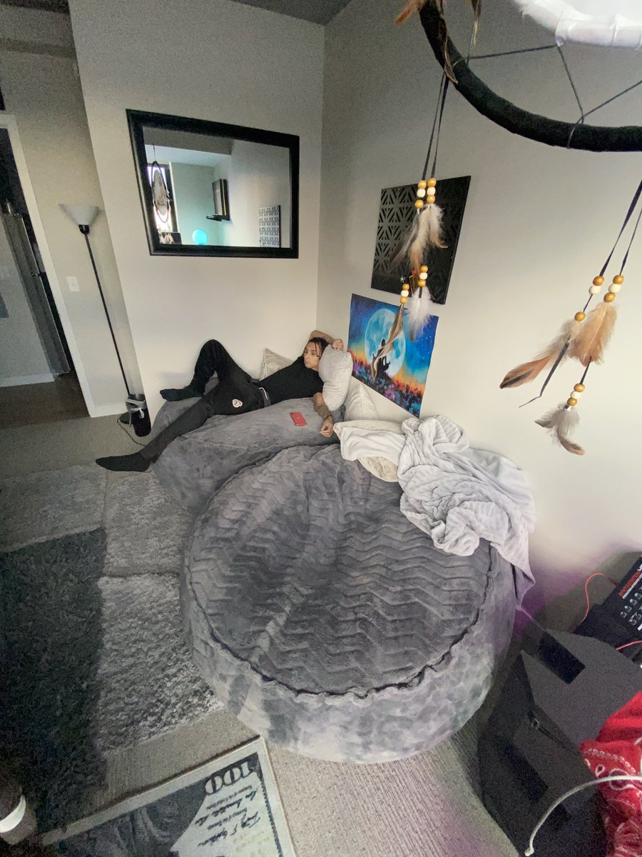 KameronBennett's tweet image. Mood