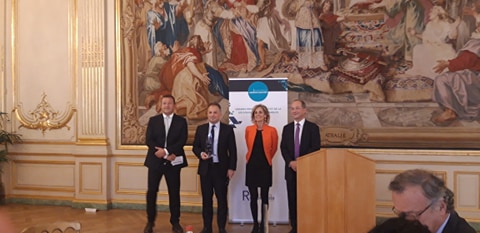 ÉVÉNEMENT | Félicitation à <a href="/Atos/">Atos</a> qui remporte le Grand Prix du #Business et de la #Gouvernance Responsables 2020 pour son engagement en matière de réduction de l’empreinte #carbone de ses clients tout en s’engageant contractuellement dans des accords de niveau de #décarbonisation
