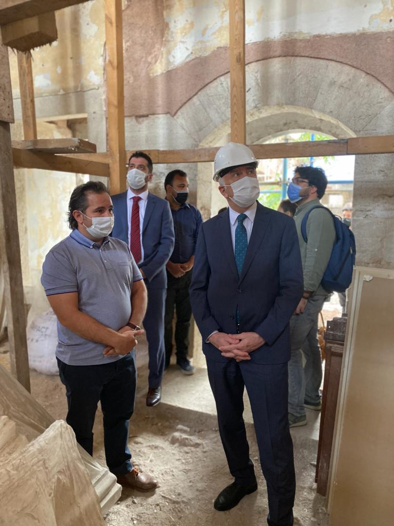 VAKIFLAR GENEL MÜDÜRLÜĞÜ (@vakiflargm) on Twitter photo Genel Müdürümüz <a href="/burhan_ersoy/">Burhan ERSOY | 🇹🇷</a> Beyazıt Camii Medresesinde (Vakıf Hat Sanatları Müzesinde) süregelen restorasyon çalışmalarını inceleyerek, bilgi aldı. Genel Müdürümüz <a href="/burhan_ersoy/">Burhan ERSOY | 🇹🇷</a> Beyazıt Camii Medresesinde (Vakıf Hat Sanatları Müzesinde) süregelen restorasyon çalışmalarını inceleyerek, bilgi aldı.