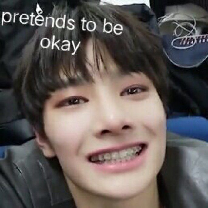  Jeongin stans • no joke your terrifying • your just biding your time until you can fully go hard stan on him - don’t lie • you miss his braces and cry a lil over them • my GOD you post SO MUCH • tweets are pretty good but messy • always forgetting hashtags