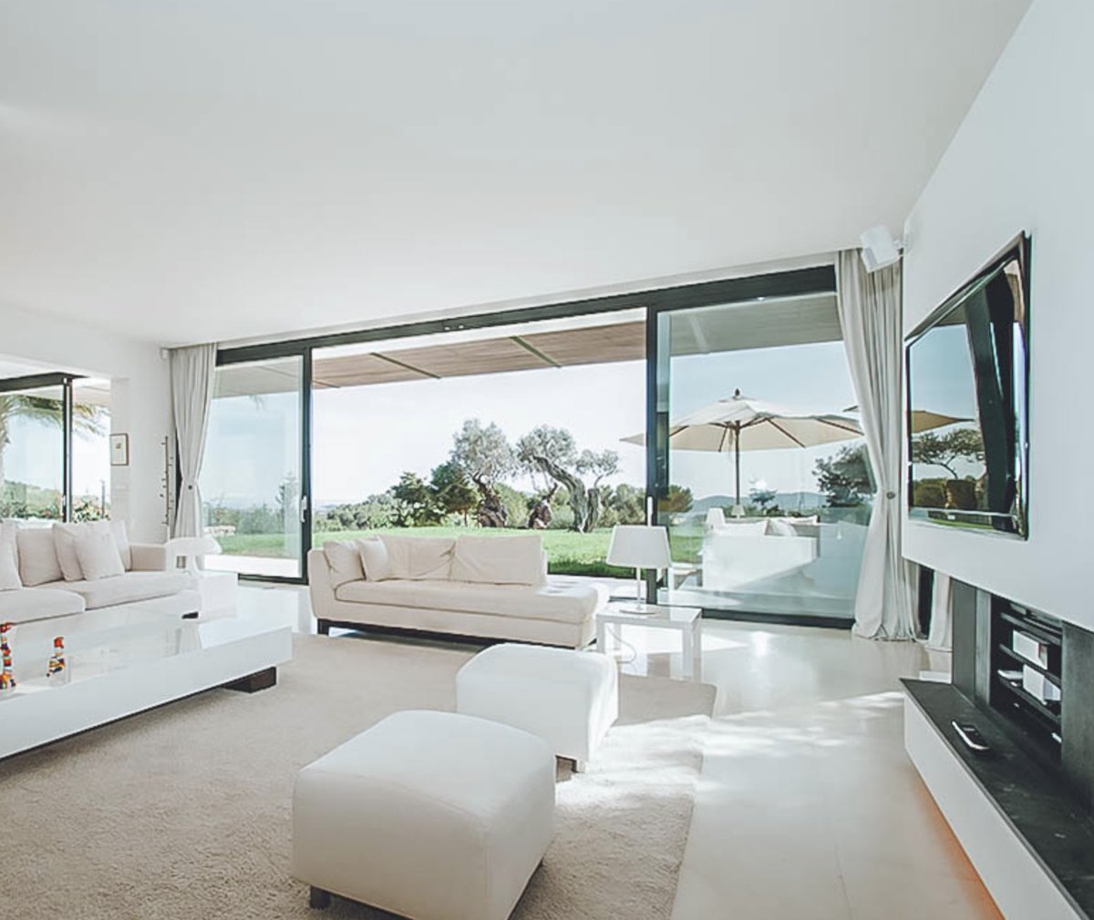 Together For Healthcare Heroes tweet media