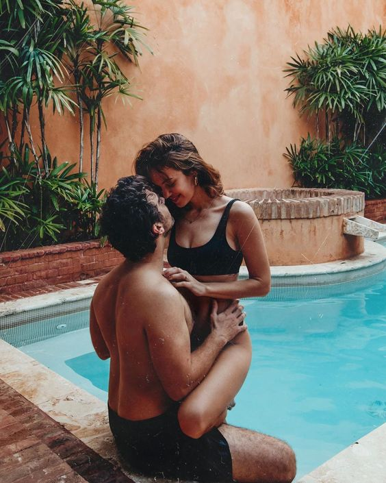 sıcak bir ten evet ama o sen değilsen yarım kalırım seni hissedemezsem