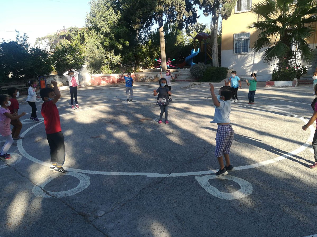 Pandemi engel olamaz çocukların eglenmesine🥰 #okullarıguevenleacıyoruz 
<a href="/muhittinpamuk/">Muhittin Pamuk</a> <a href="/AkdenizilceMem/">Akdeniz İlçe Milli Eğitim Müdürlüğü</a> <a href="/AdemSimsek33/">Adem ŞİMŞEK</a>