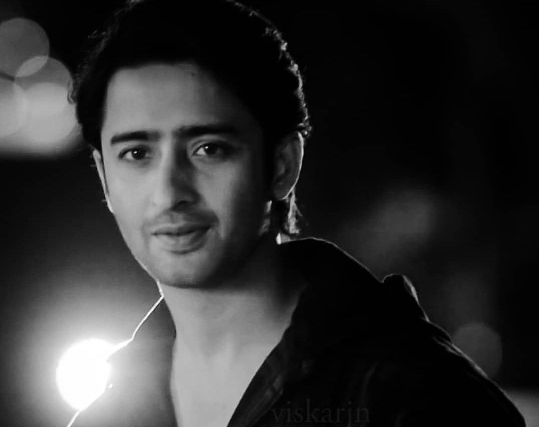 Don't think about the Consequence..Disengage Urself from the Notion of any Outcome..Just let the Rhythm of your Beliefs go Unconditionally..Trust the Power of the Universe..And its Skill of Permitting to Manifest..Believing that Everything is Flawless.. #ShaheerSheikh