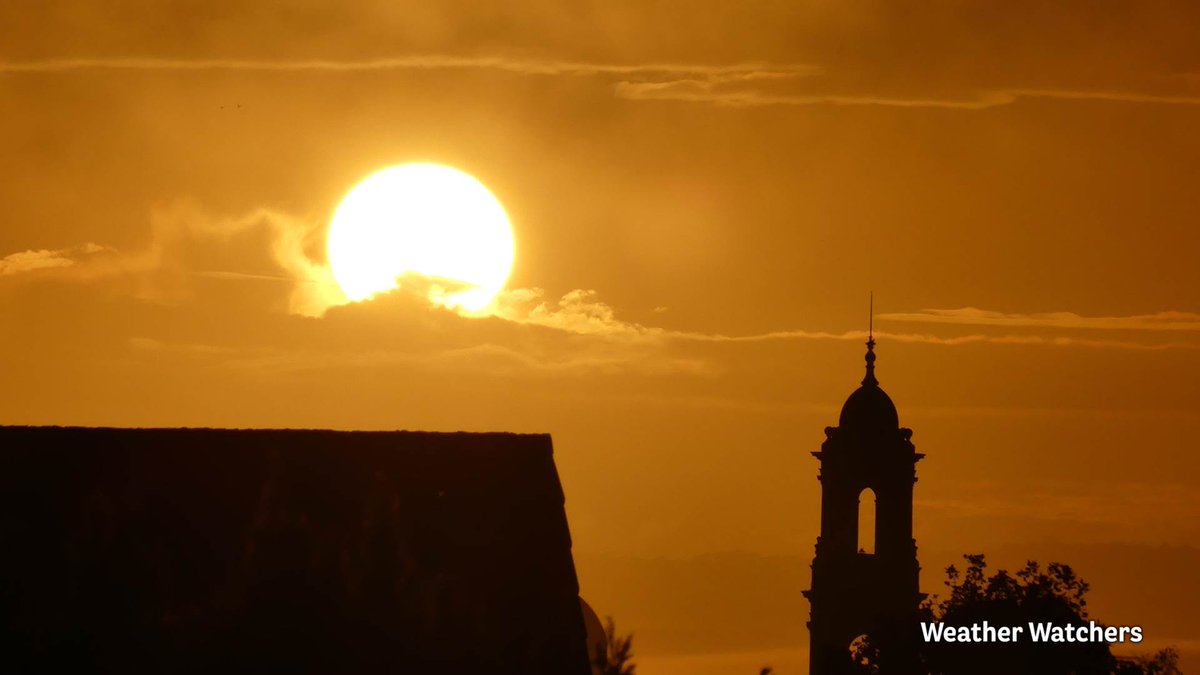 The sun rises in Tain, Highland. Pic by iolaire.