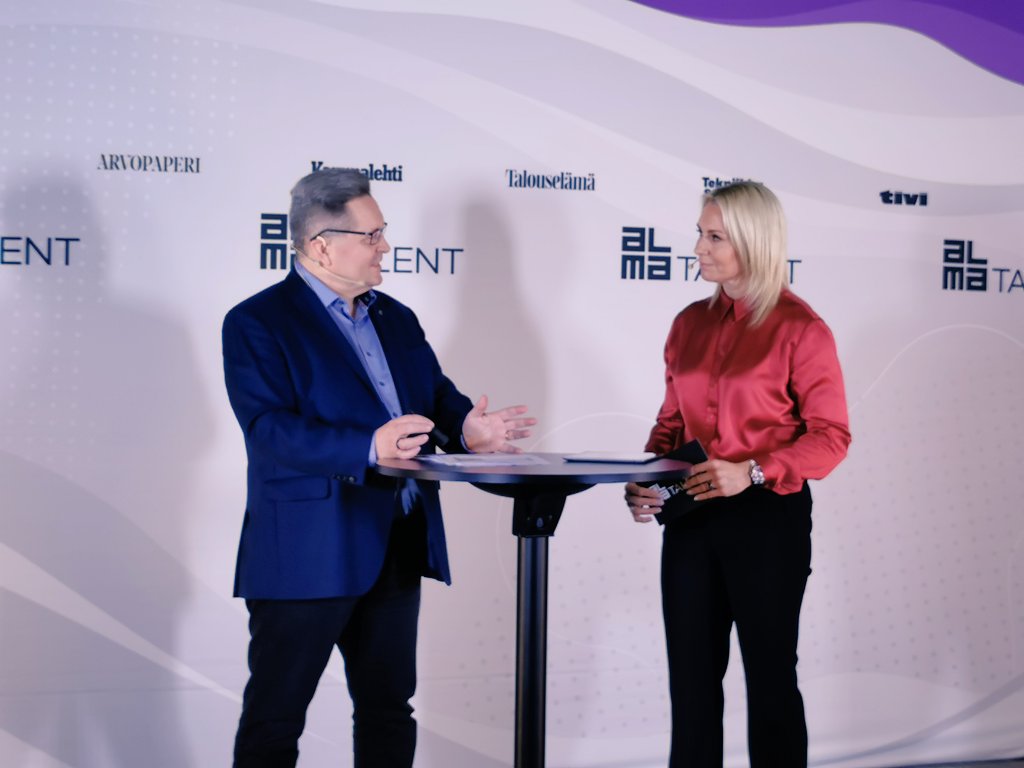Alma_Talent's tweet photo. Same same but different, Tivi CIO 2020 starttasi tänään virtuaalisesena. Luvassa on mielenkiintoinen päivä ja ajankohtaisia puheenvuoroja! @Tivilehti #tivicio #almatalent https://t.co/3bVVd7vIGc