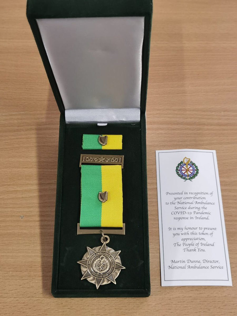RQuinlan999's tweet photo. Visit this am from ⁦@NasDirector,⁩ presented with a token of appreciation to say THANK YOU to all ⁦@AmbulanceNAS⁩ for their continued and ongoing fight against C-19. One on the way to all. Presentation within C-19 Guideline. https://t.co/mnppInlhws