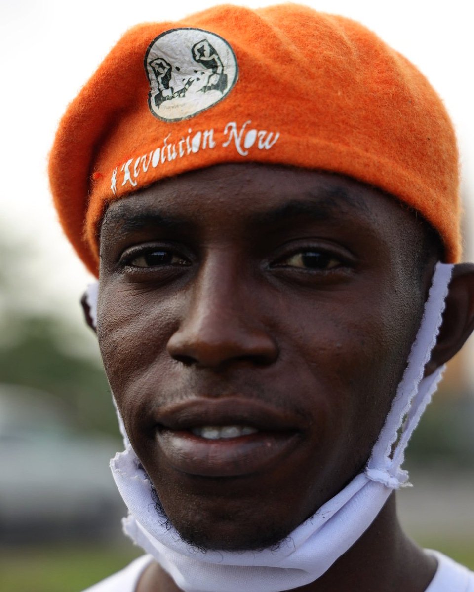 1884photo's tweet photo. #RevolutionNow seeks to end tyranny, corruption, nepotism, #endsars, terrorism, killing of Shiites, extra judicial killings of #Ipob members, insecurity, etc.
Photo: @OsakpolorOmo
#1884collective cc: @BensonIbeabuchi @enigma_kaye @eyeforgetnot @ebunakinbo @neecnonso https://t.co/GieURxAzzU