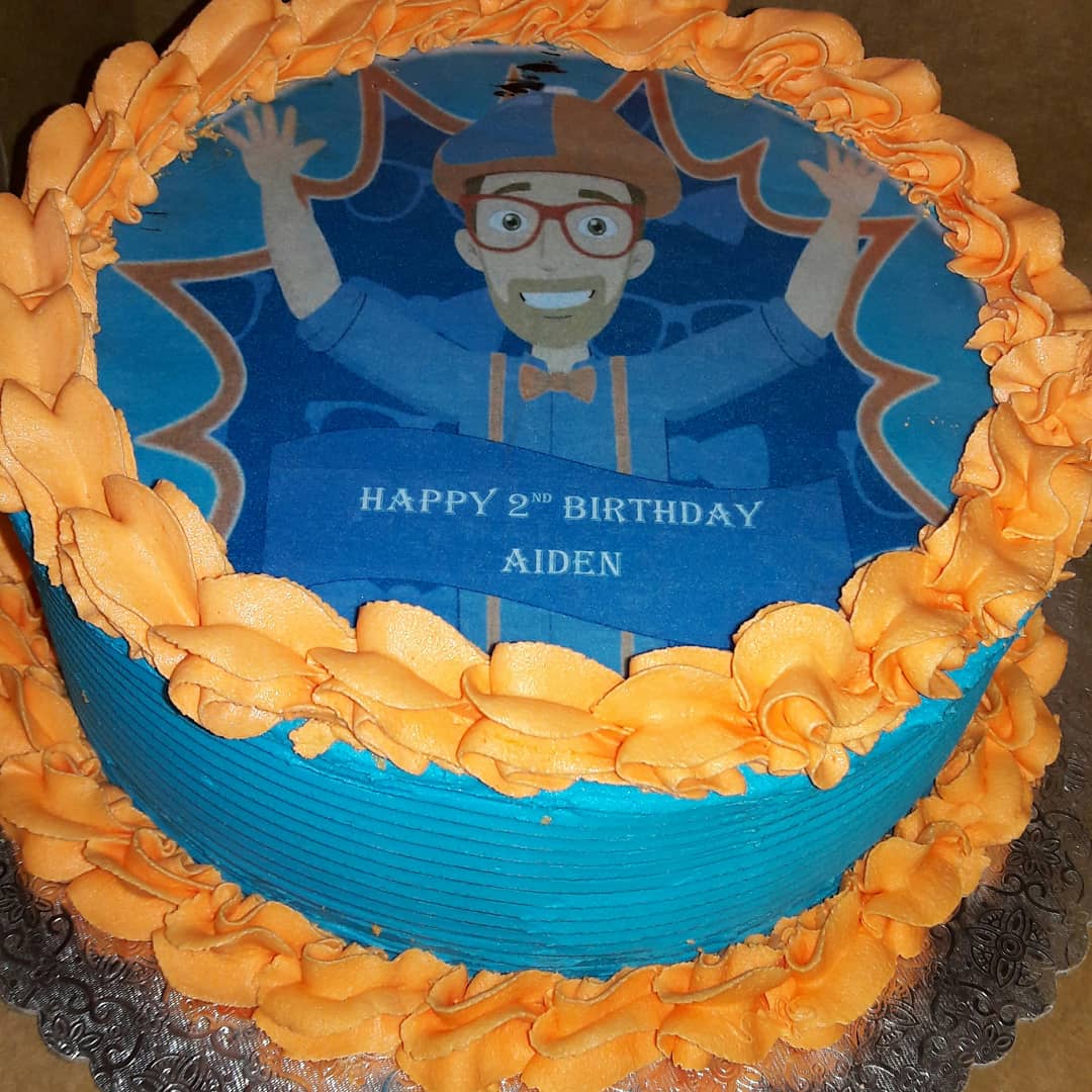 Di S Bakery Catering On Twitter Here S Blippi Over Eggless Vanilla Cake Disbakeryandcatering Egglesscake Vanilla Blippicake Simple Simplydelicious Birthdaycake Https T Co Nkvpld3nam Twitter
