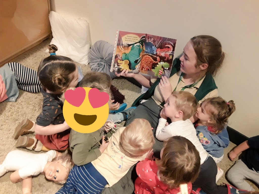 AshbridgeMaxy's tweet photo. "Stories are light. Light is precious in a world so dark". ππ#FoxesAtMaxy #storiesiwanttoread #learningthroughbooks #readingbooks @NDNAtalk @NurseryWorld @EYEearlyEd https://t.co/i0nrnTfuSh
