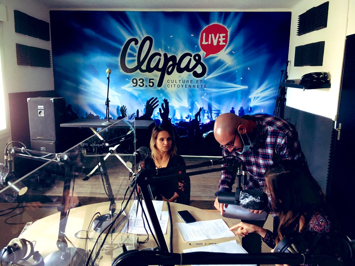 Ben_Delgad's tweet photo. Petit passage à @RadioClapas pour parler des PdN 👍 Assurer nos missions éducatives à travers le numérique ! @Caf 34_actus @mda_34 @RadioClapas #jeunesse #numerique https://t.co/yqroukOhSo