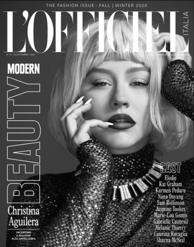 hø Løfte Træ Valentino on Twitter: ".@xtina was the cover star of @LOfficielItalia's  Fall/Winter 2020 Fashion Issue. The singer was photographed by  #DennisLeupold wearing a beaded Valentino look. #ValentinoNewsstand  https://t.co/Jl9nnedM79" / Twitter