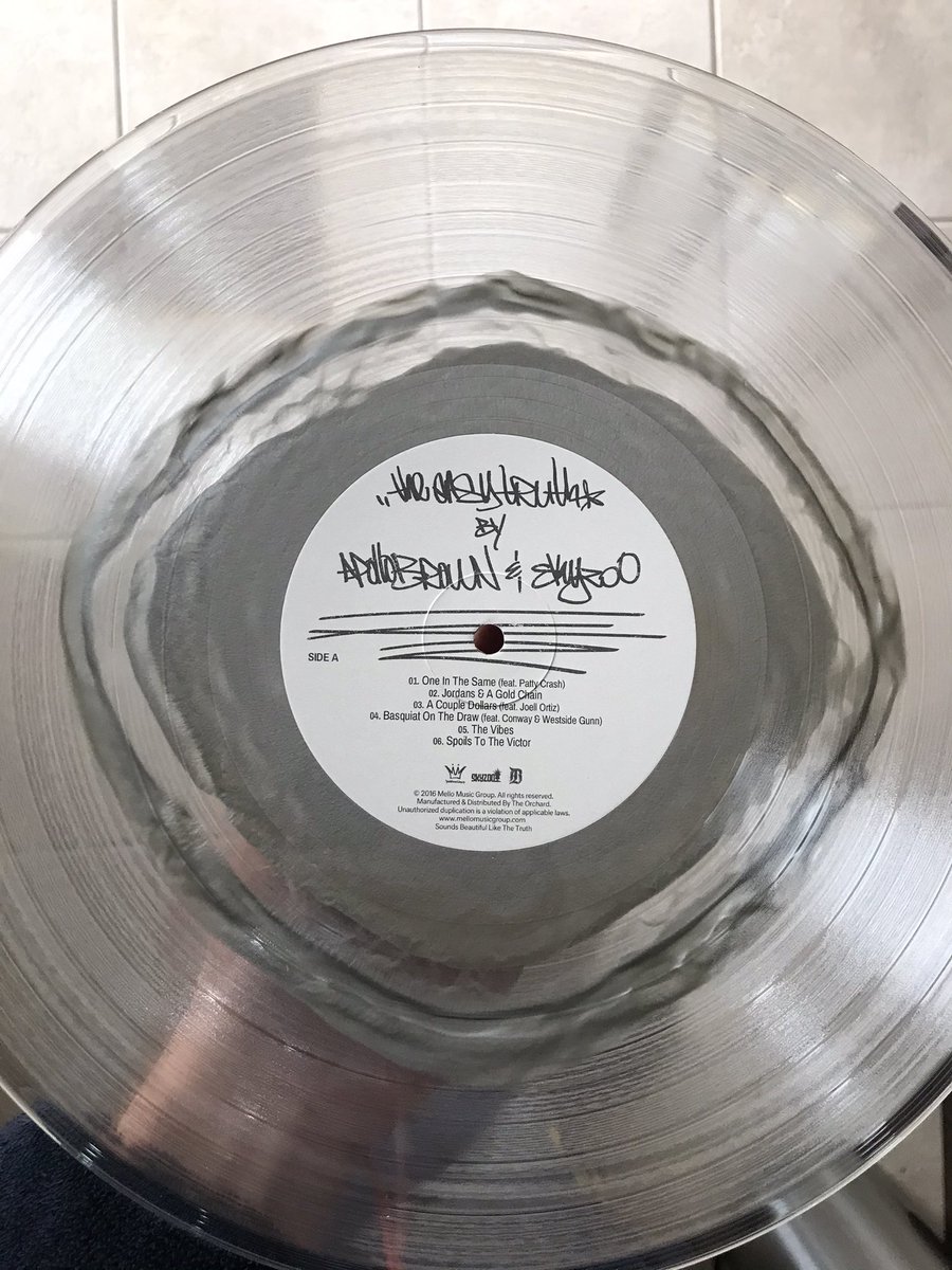 DaRealJoeyJoJo's tweet photo. APOLLO BROWN &amp; SKYZOO
The Easy Truth ( LP )
Clear Vinyl 
2016 @skyzoo @ApolloBrown #TheEasyTruth 

(Featuring: @WESTSIDEGUNN @WHOISCONWAY @pattycrashed @Stalley @JoellOrtiz ) https://t.co/jstdI2H01Q